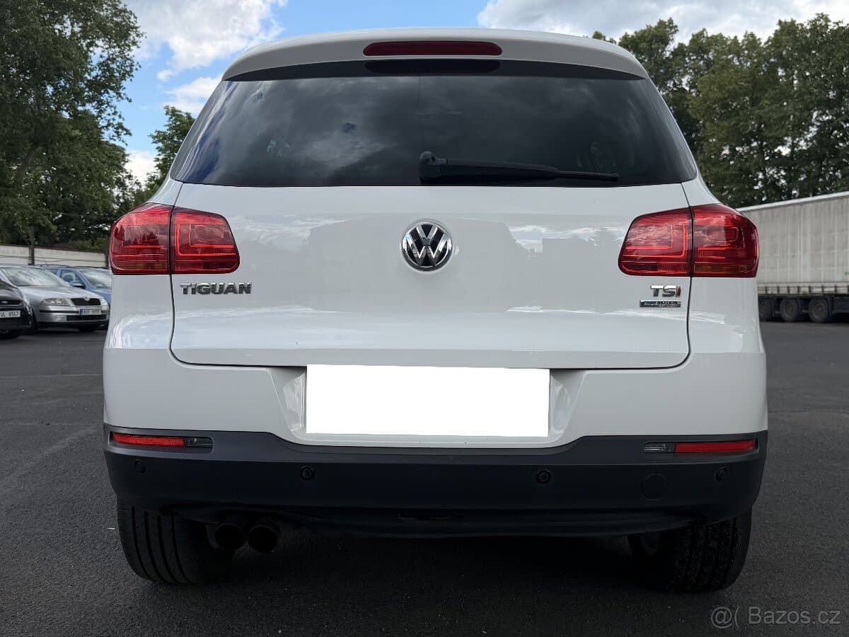 2012 Volkswagen TIGUAN - 4