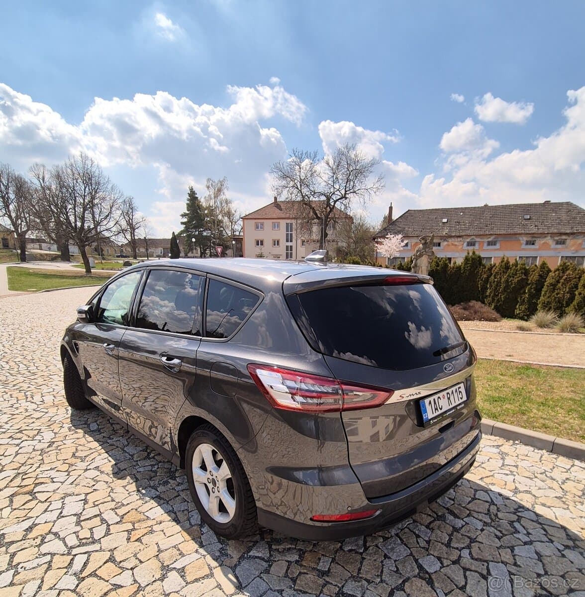 2021 Ford S-MAX - 4