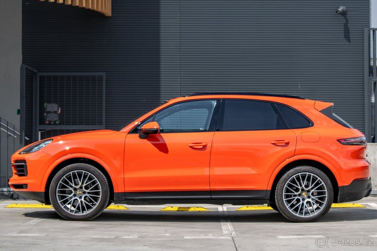 2021 Porsche CAYENNE - 4