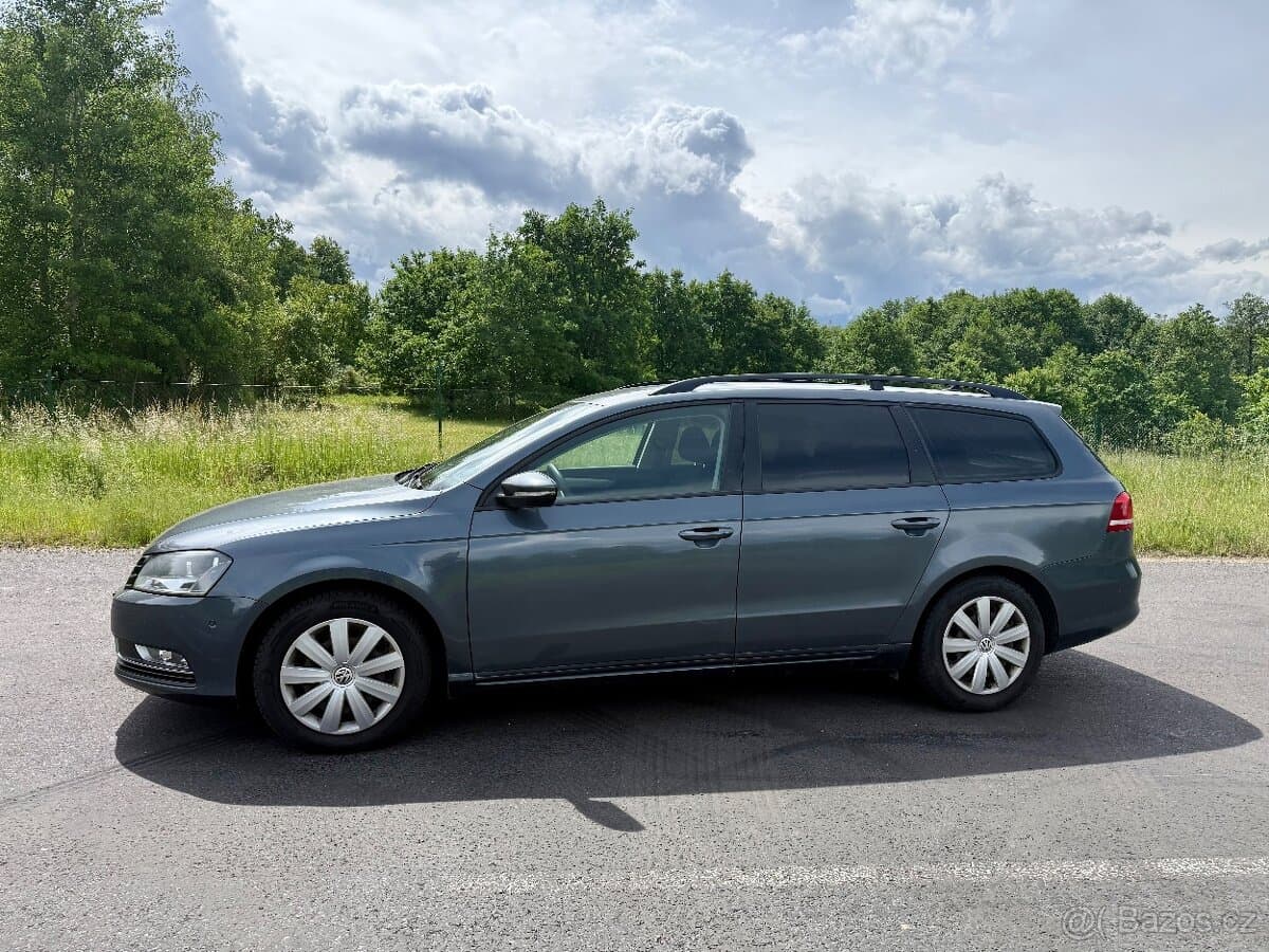 2013 Volkswagen PASSAT - 4