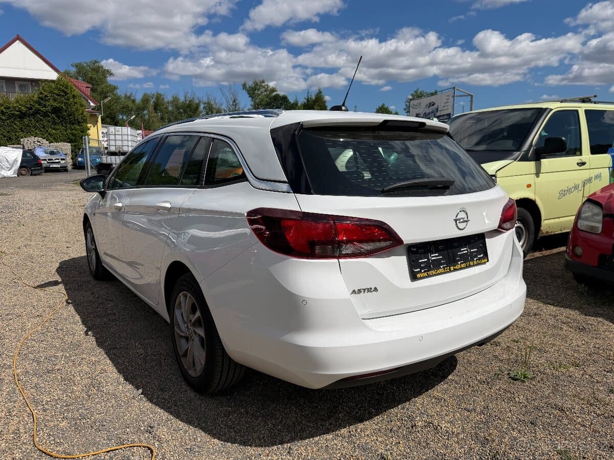 2021 Opel ASTRA - 4