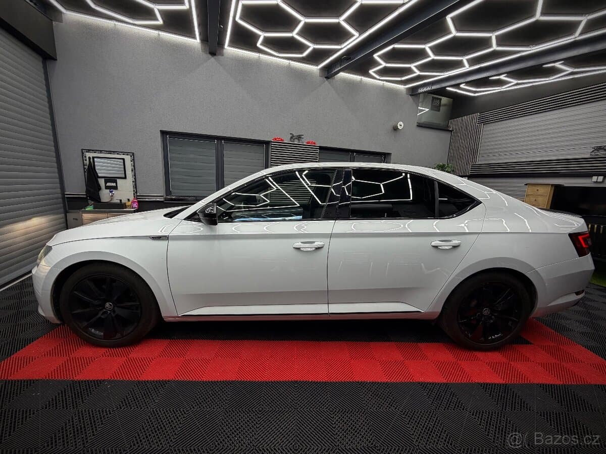 2019 Škoda SUPERB - 4