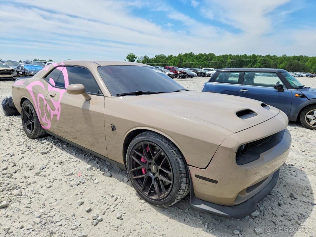 2020 Dodge CHALLENGER - 4