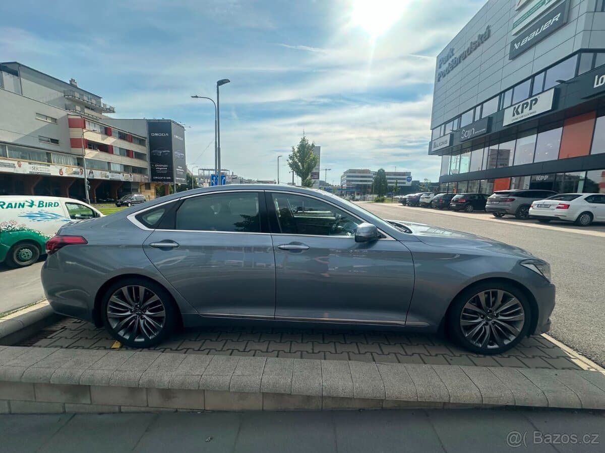 2015 Hyundai GENESIS - 4