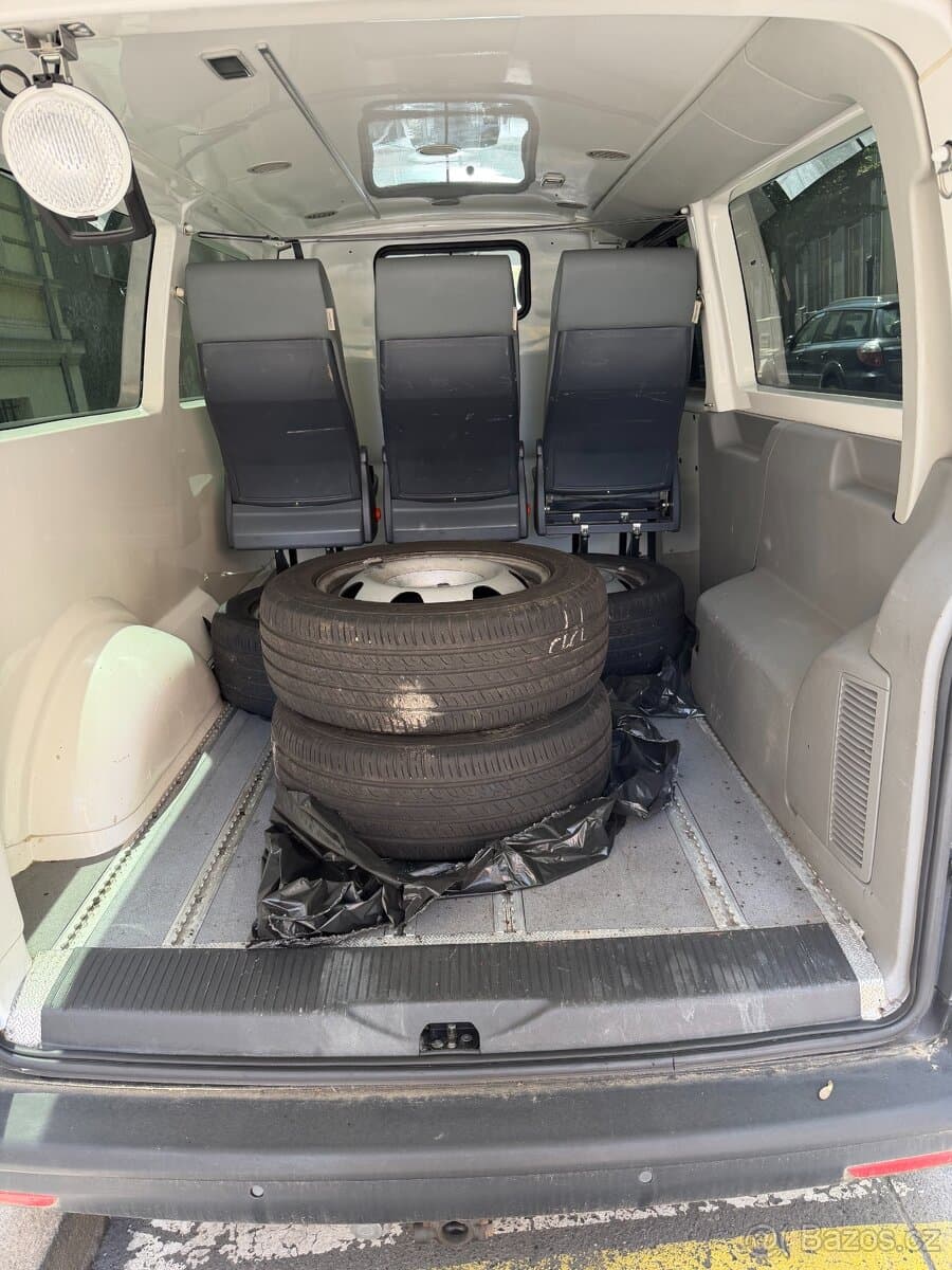 2012 Volkswagen TRANSPORTER - 4