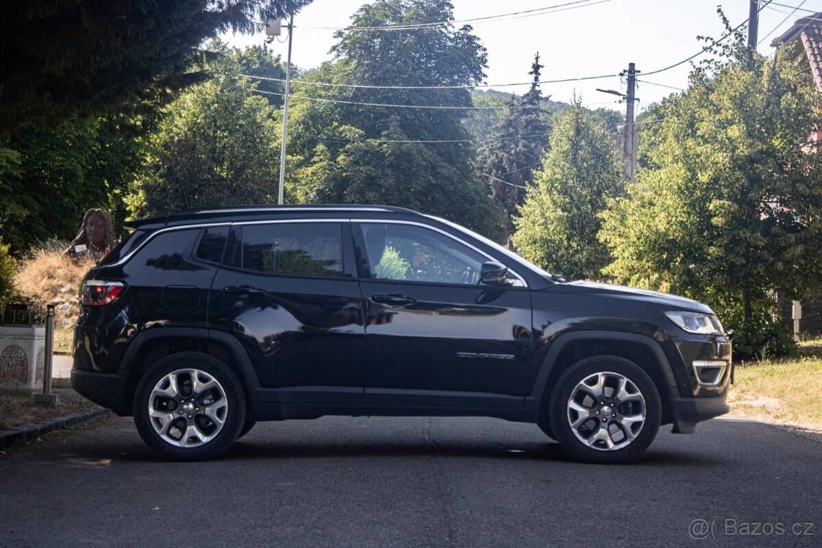 2020 Jeep COMPASS - 4