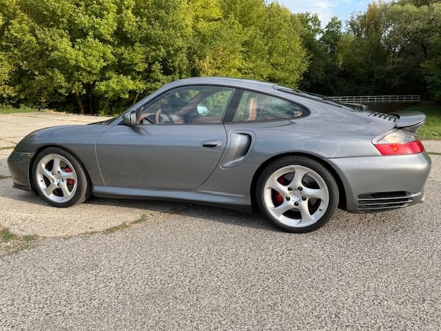 2001 Porsche 911 - 4