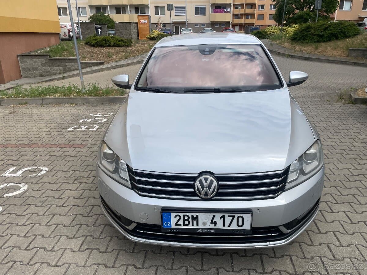 2014 Volkswagen PASSAT - 4