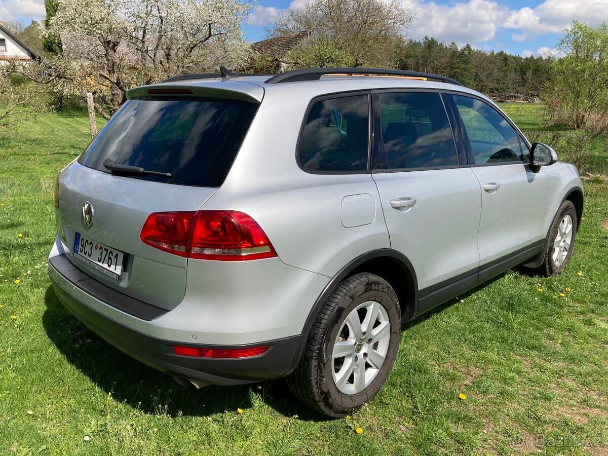 2013 Volkswagen TOUAREG - 4