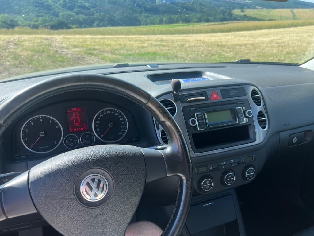 2009 Volkswagen TIGUAN - 4