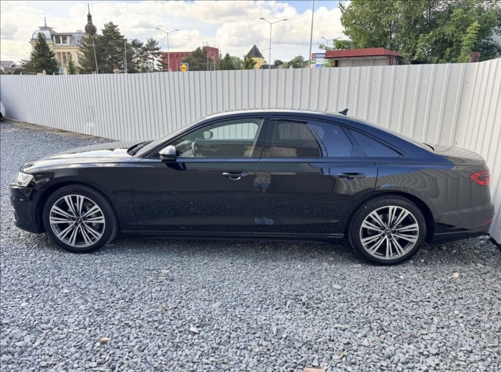 2022 Audi A8 - 4