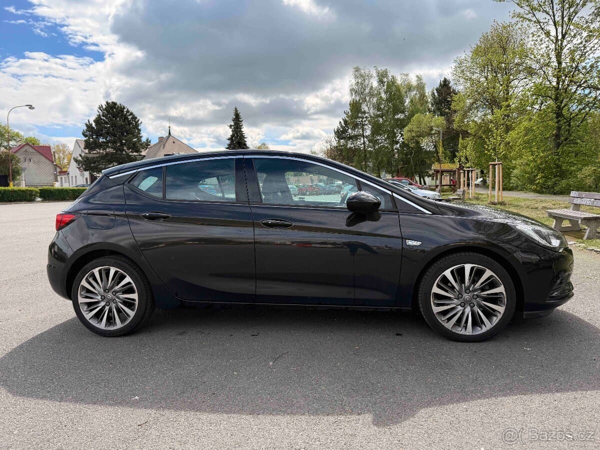 2017 Opel ASTRA - 4