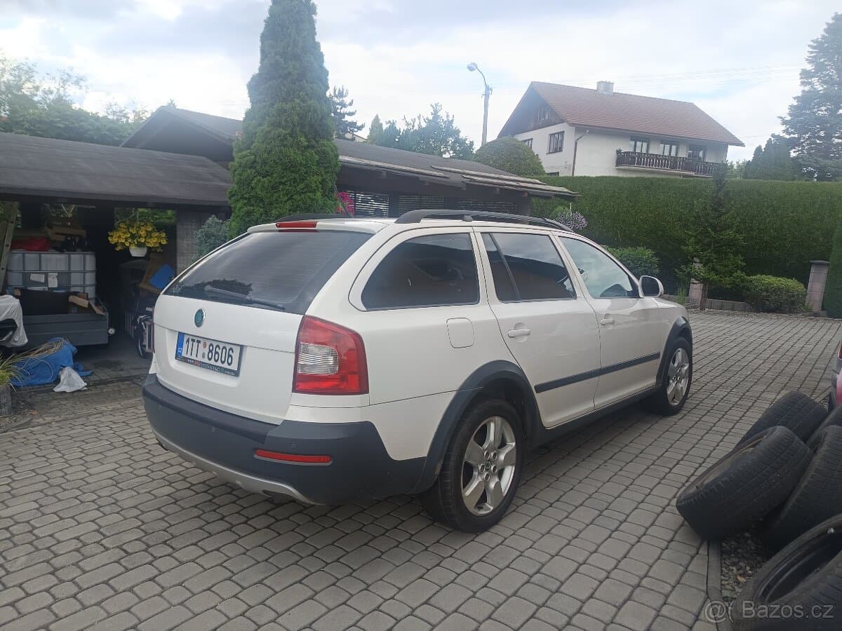 2011 Škoda OCTAVIA - 4