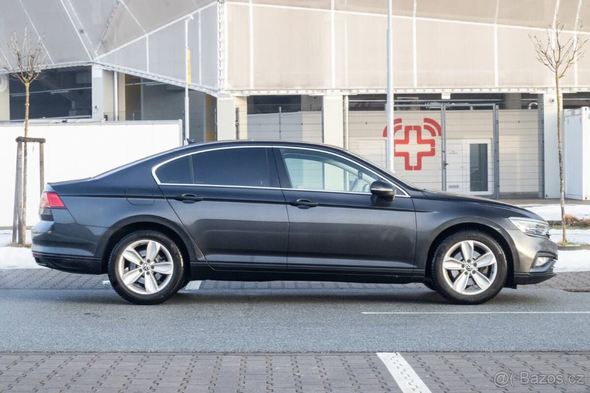 2020 Volkswagen PASSAT - 4