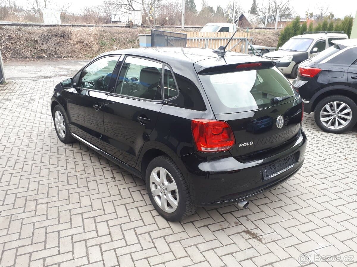 2013 Volkswagen POLO - 4