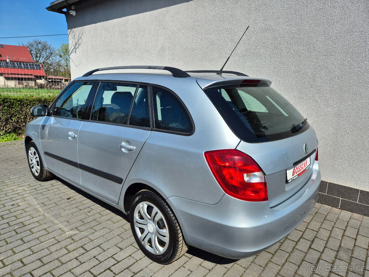 2010 Škoda FABIA - 4