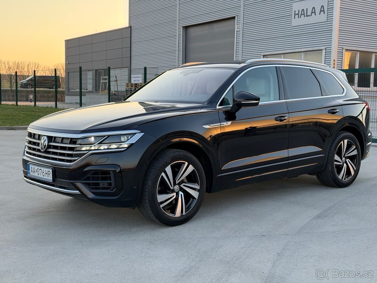 2018 Volkswagen TOUAREG - 4