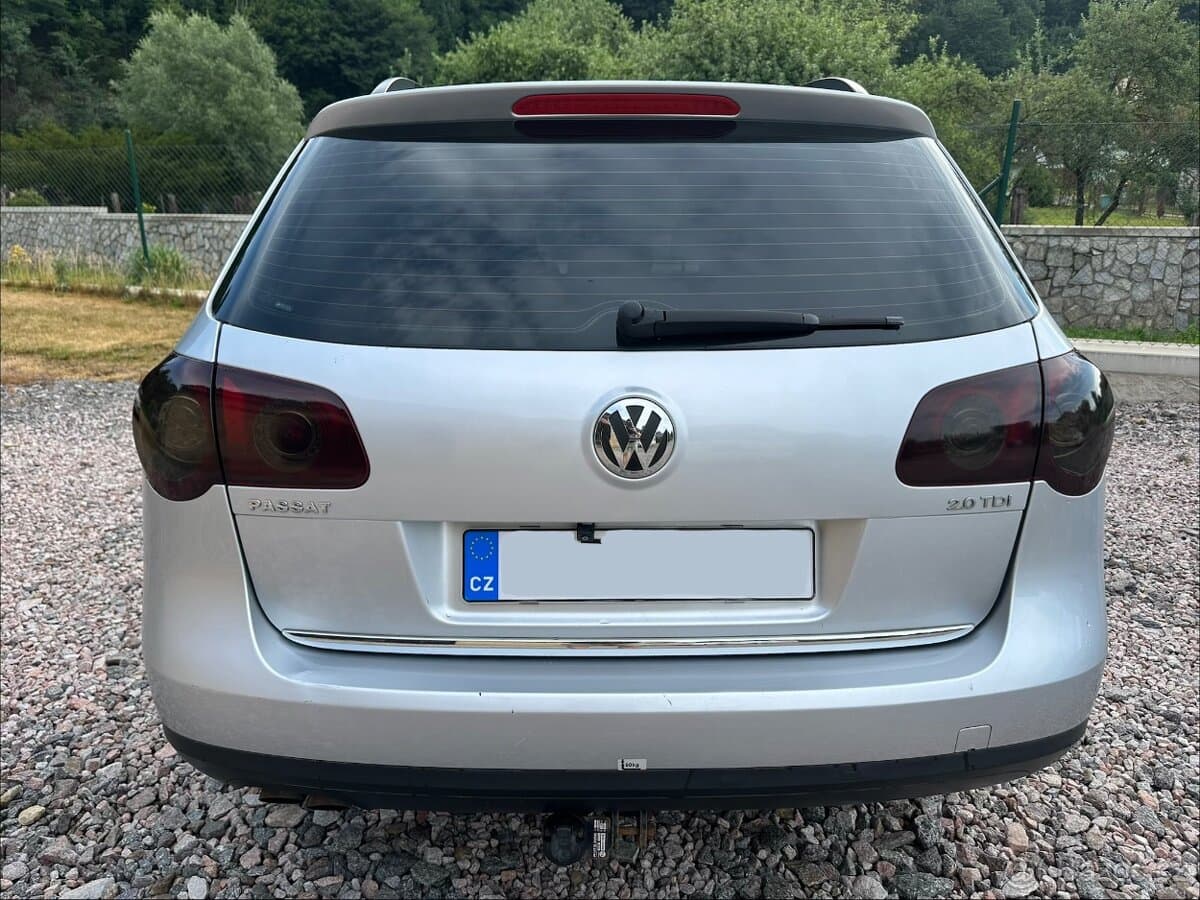 2007 Volkswagen PASSAT - 4
