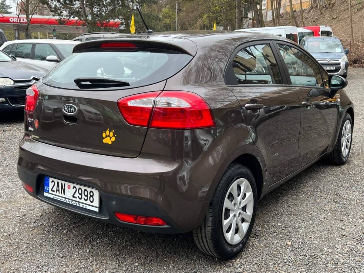 2011 Kia RIO - 4