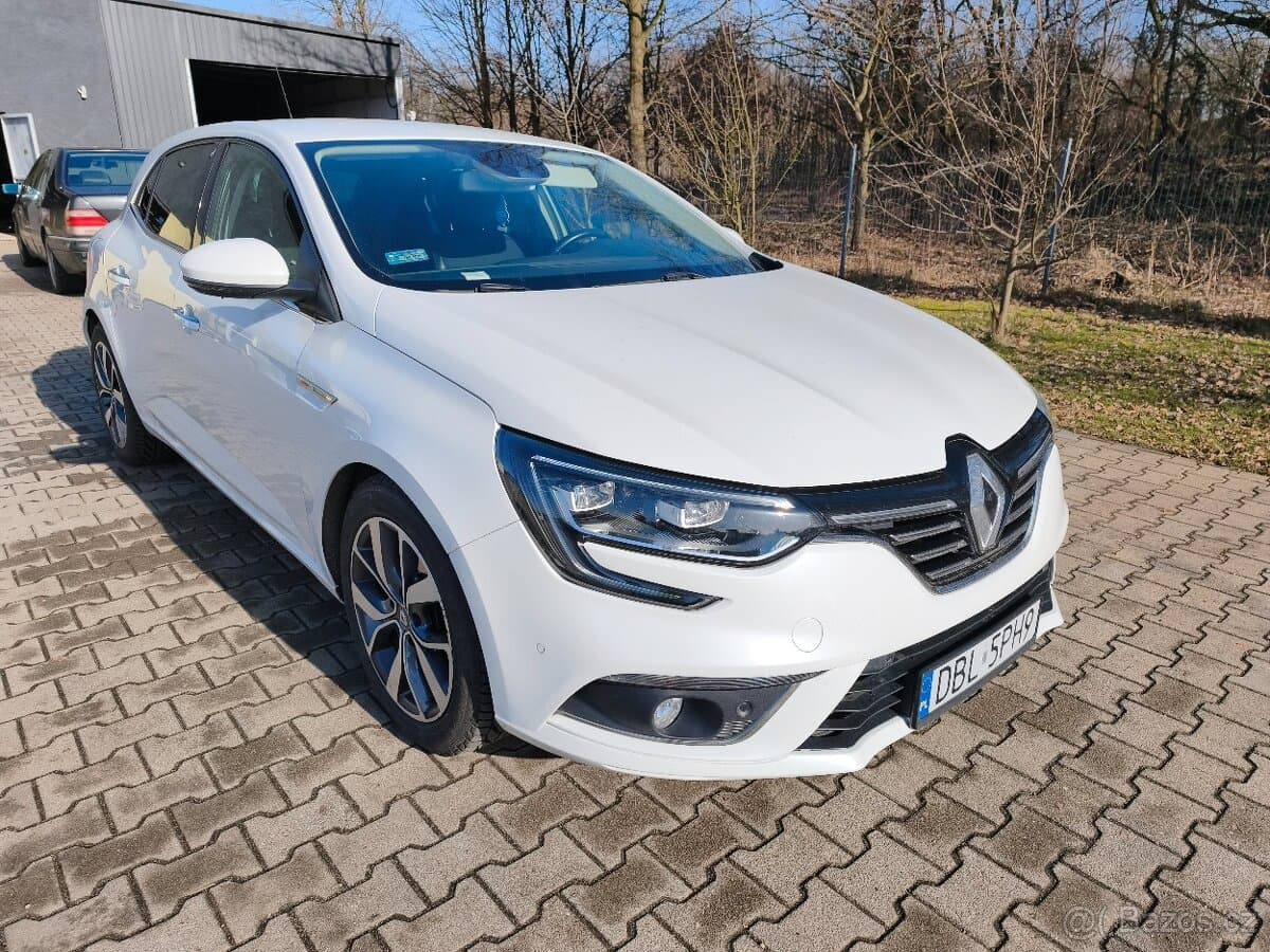 Renault MEGANE - 4