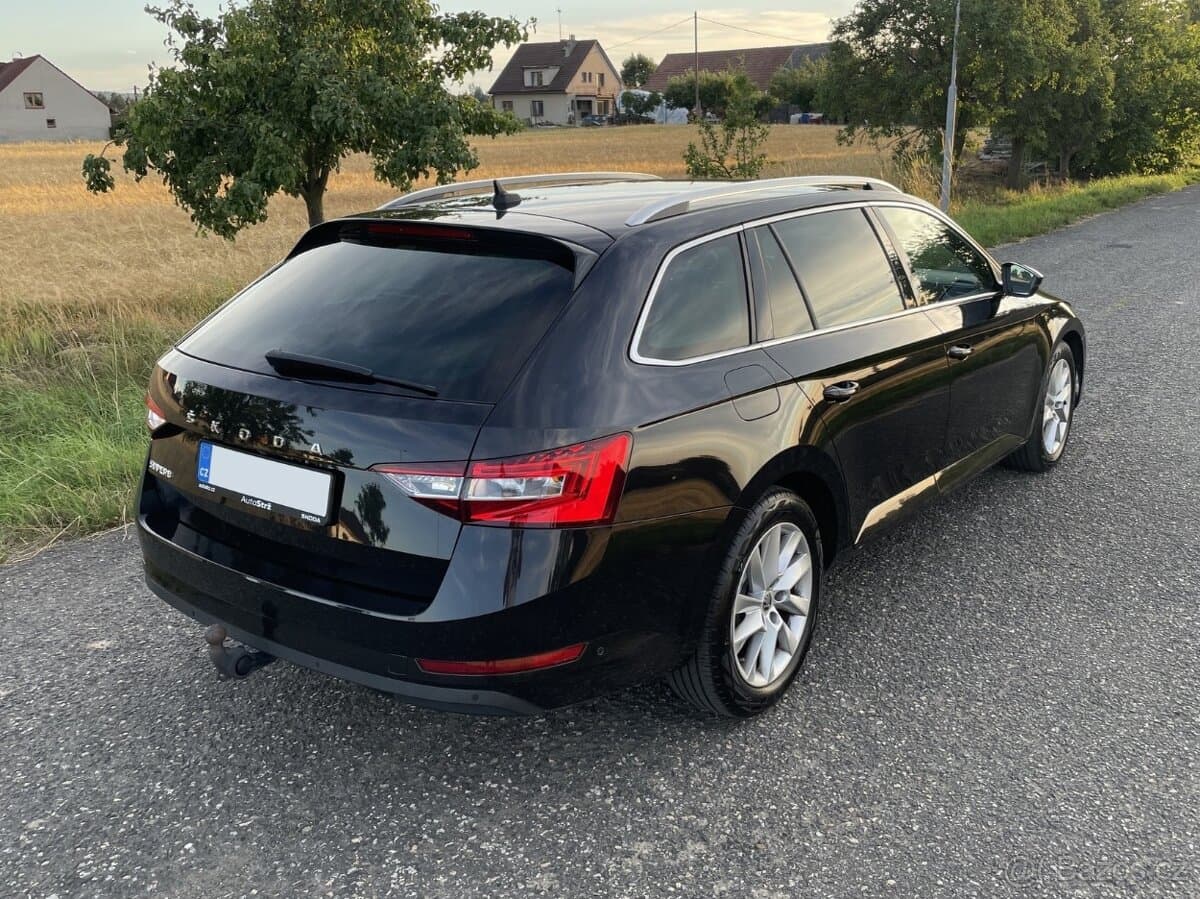2020 Škoda SUPERB - 4