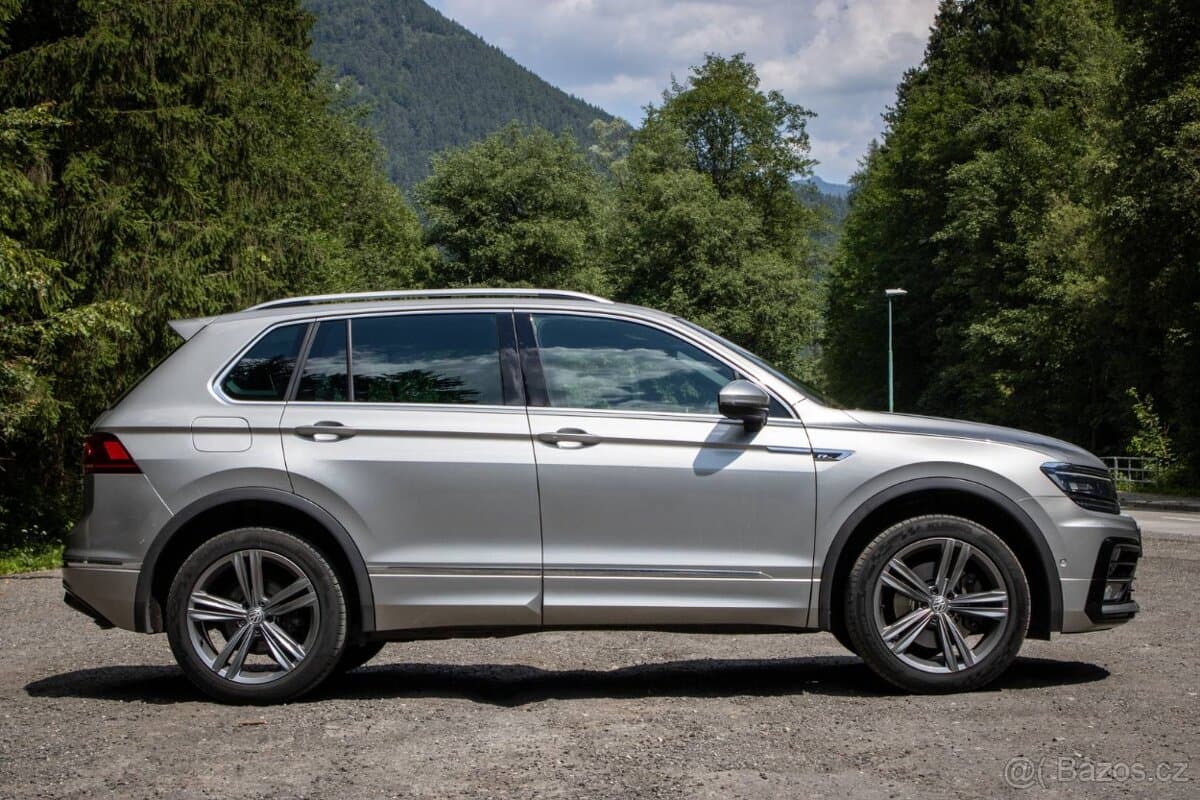 2017 Volkswagen TIGUAN - 4
