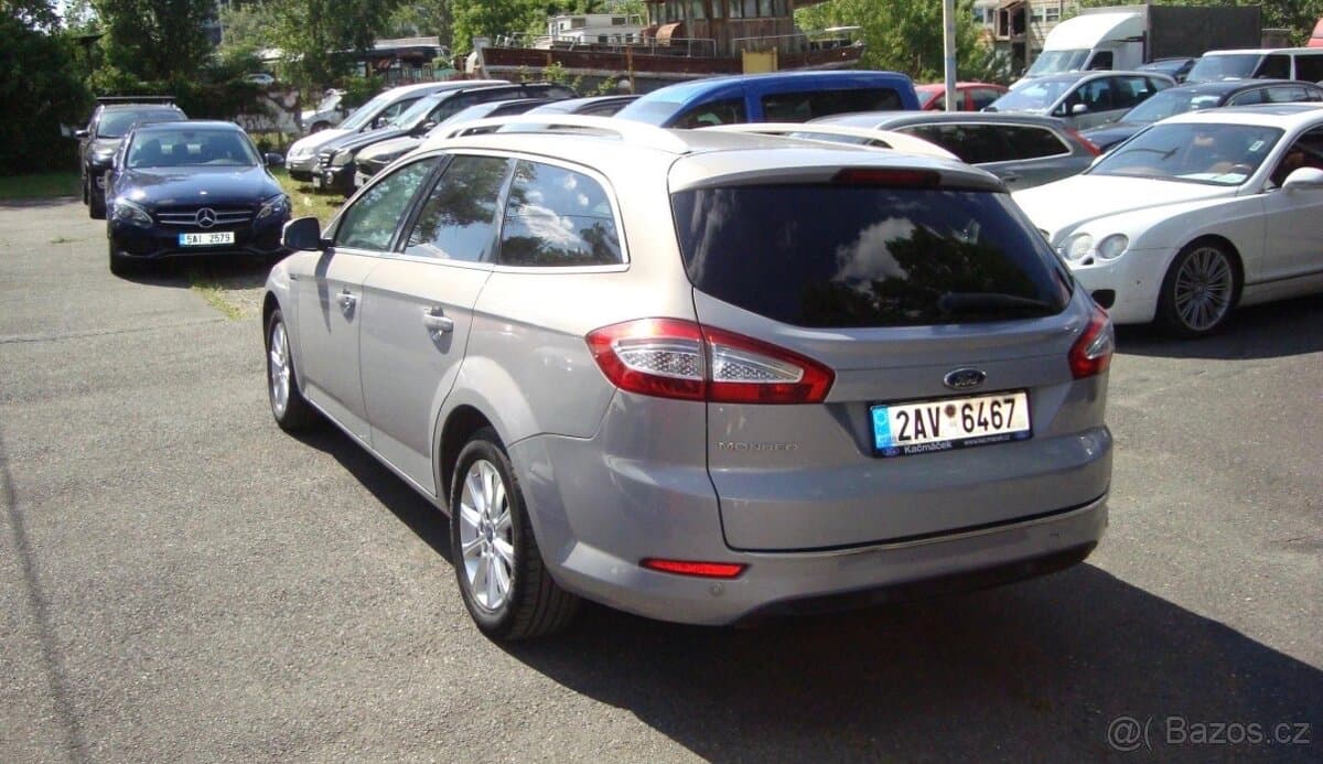 2011 Ford MONDEO - 4