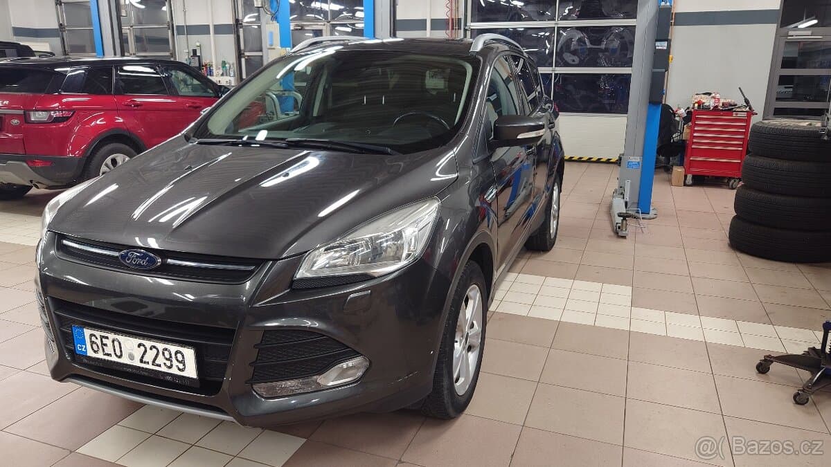 2016 Ford KUGA - 4