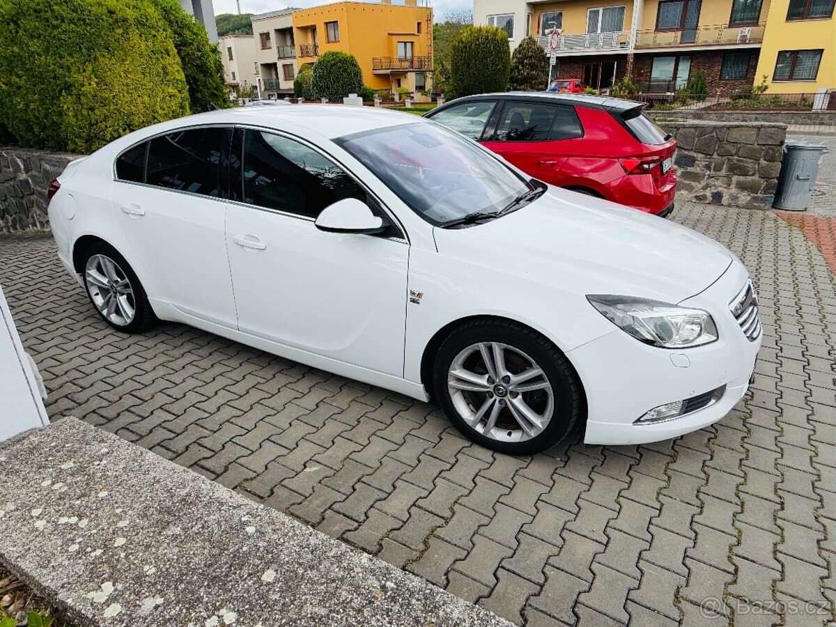 2012 Opel INSIGNIA - 4
