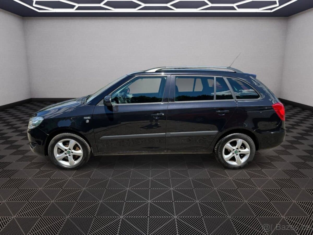 2011 Škoda FABIA - 4