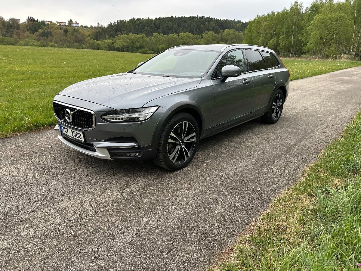 2020 Volvo V90 - 4