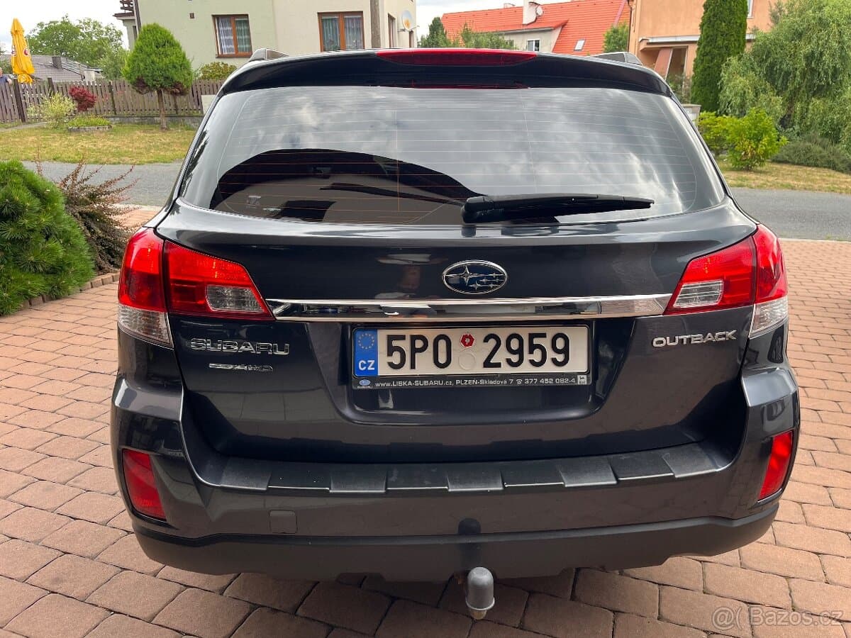 2012 Subaru OUTBACK - 4