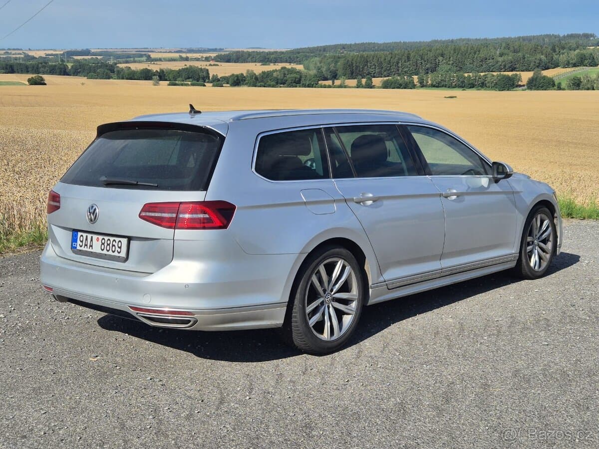 2015 Volkswagen PASSAT - 4