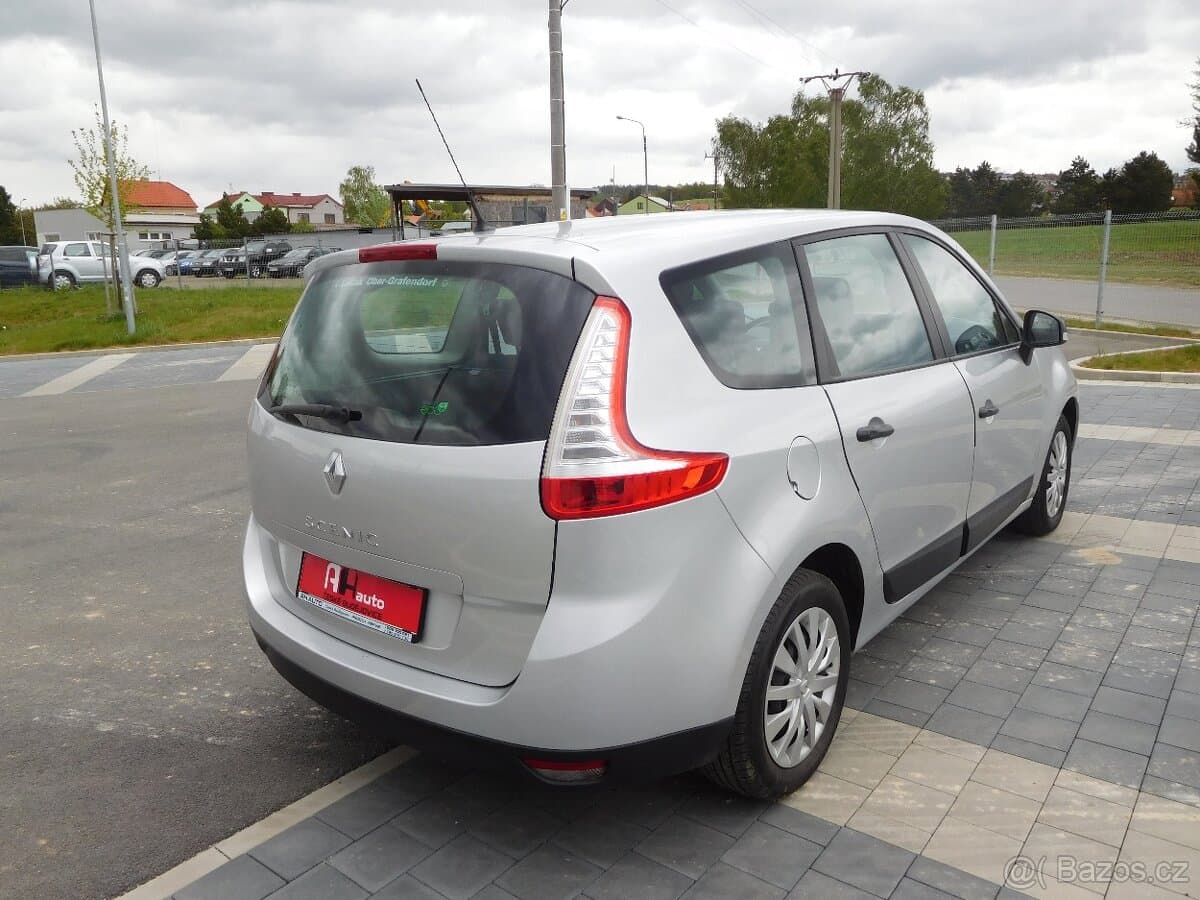 2011 Renault SCENIC - 4