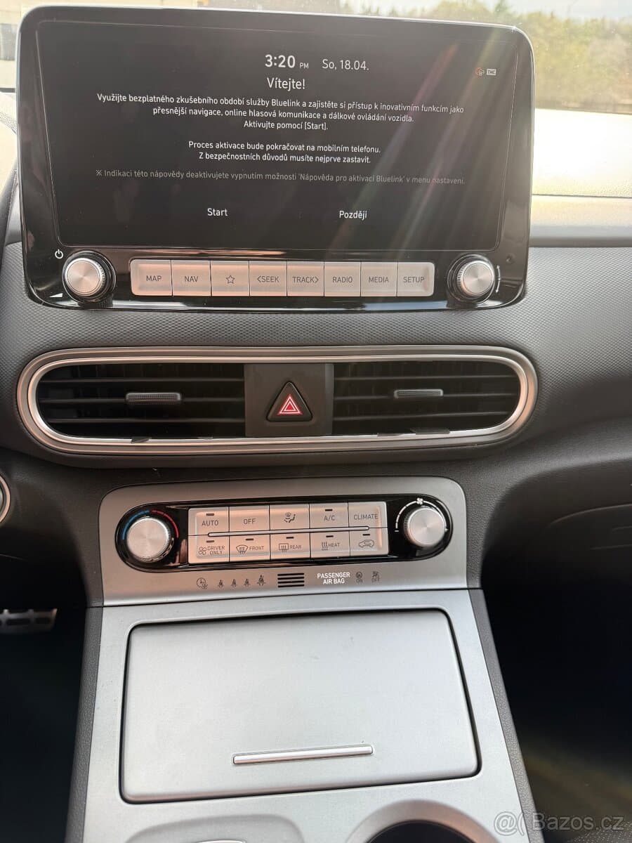 2021 Hyundai KONA - 4