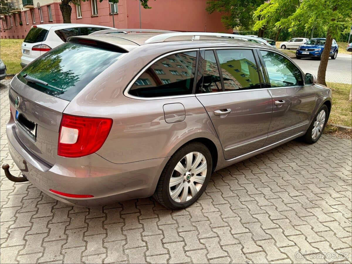 2013 Škoda SUPERB - 4