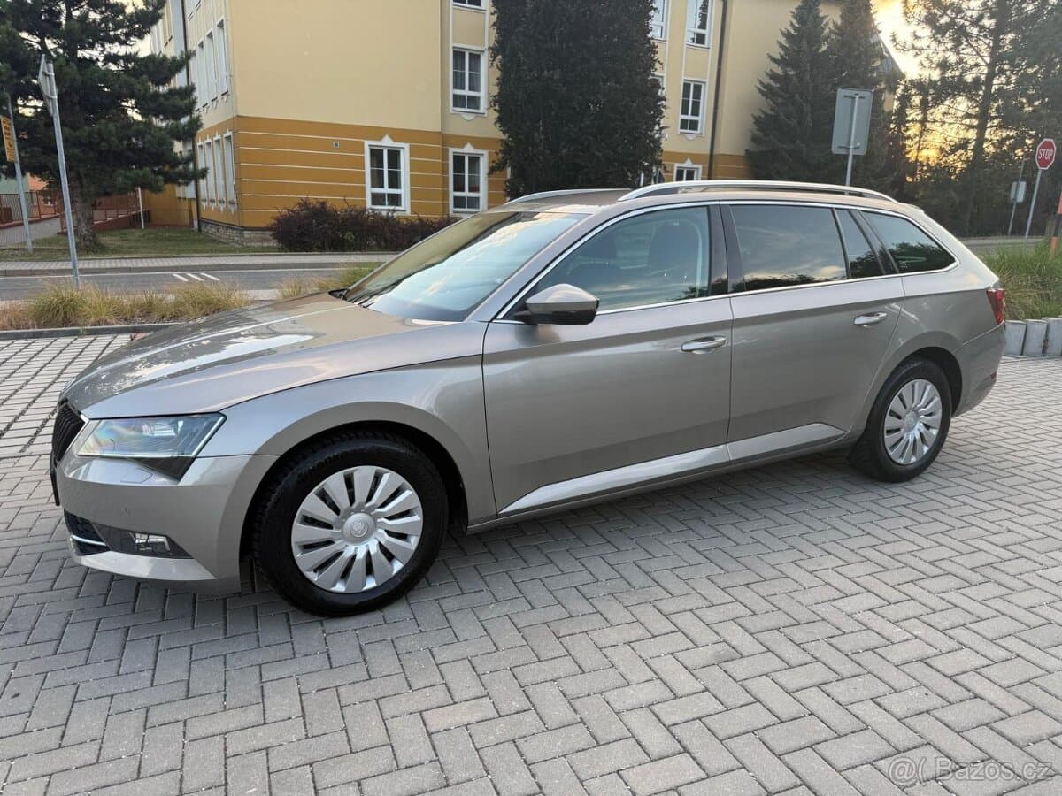 2018 Škoda SUPERB - 4