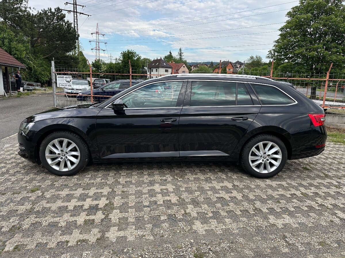 2020 Škoda SUPERB - 4