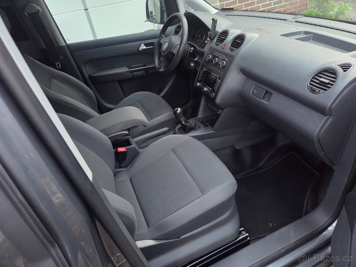 2015 Volkswagen CADDY - 4