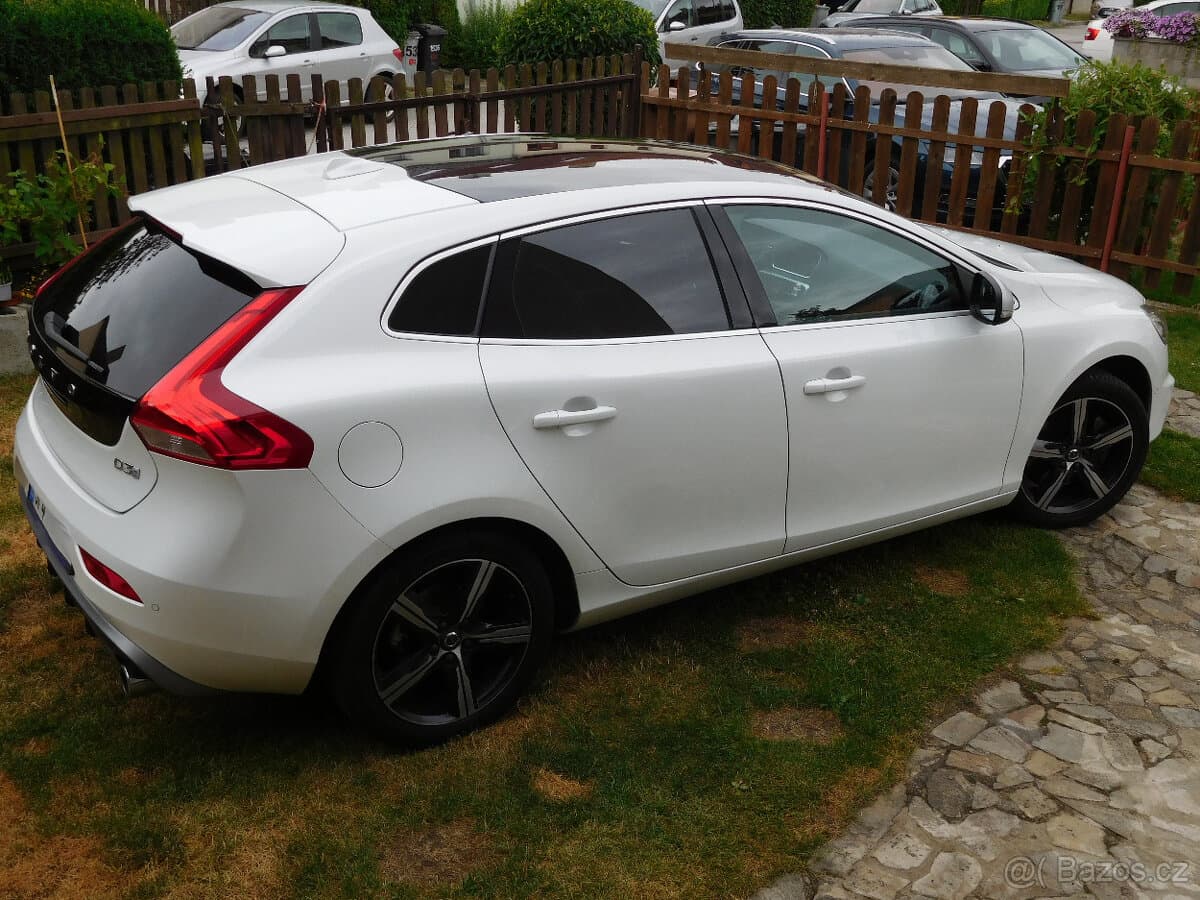 2018 Volvo V40 - 4