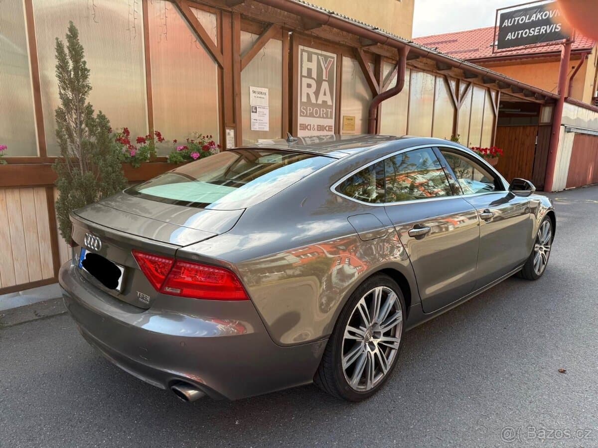 2010 Audi A7 - 4