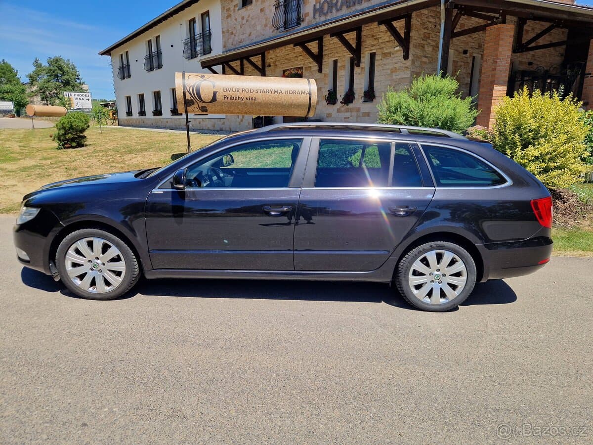 2013 Škoda SUPERB - 4