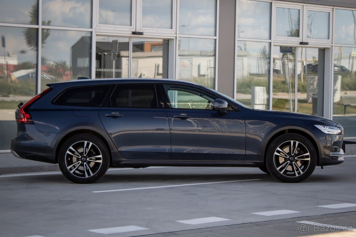 2021 Volvo V90 - 4