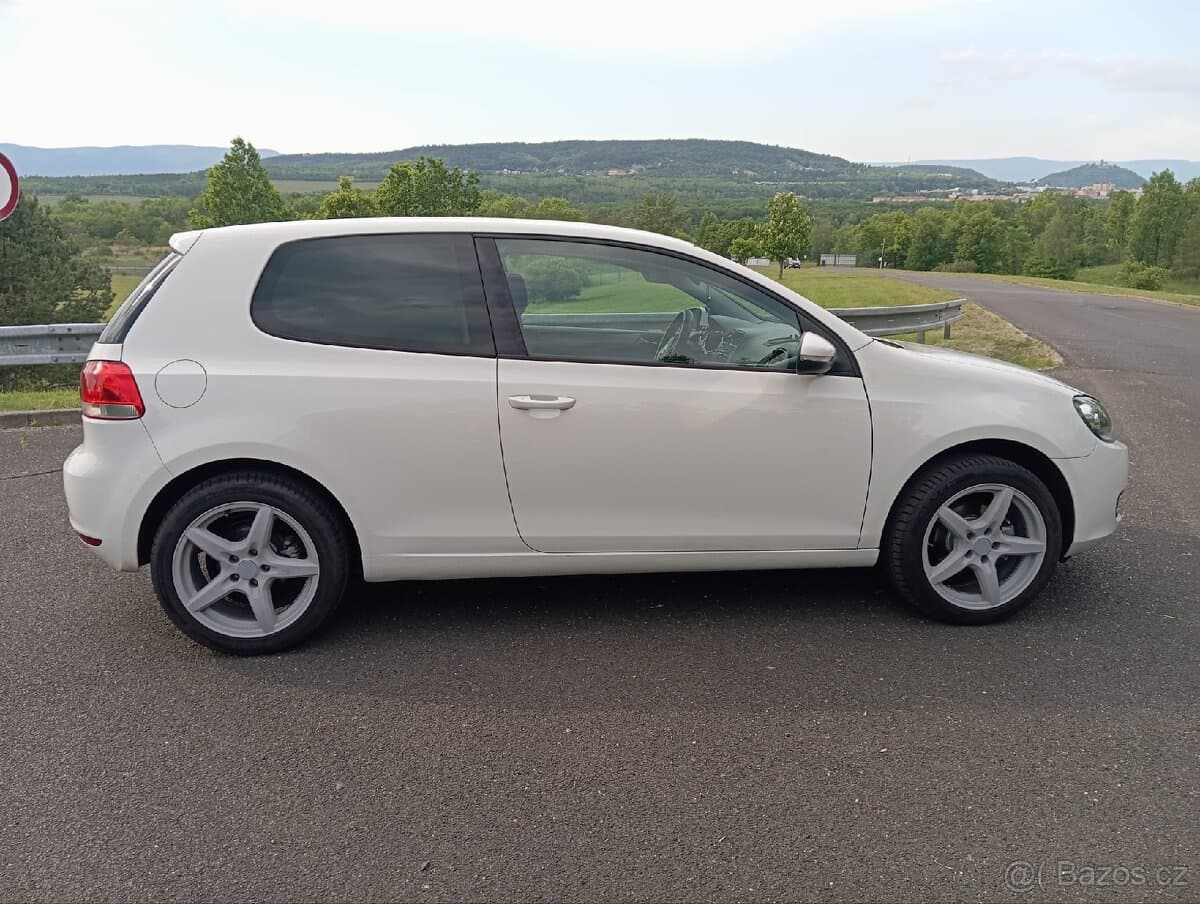 2009 Volkswagen GOLF - 4