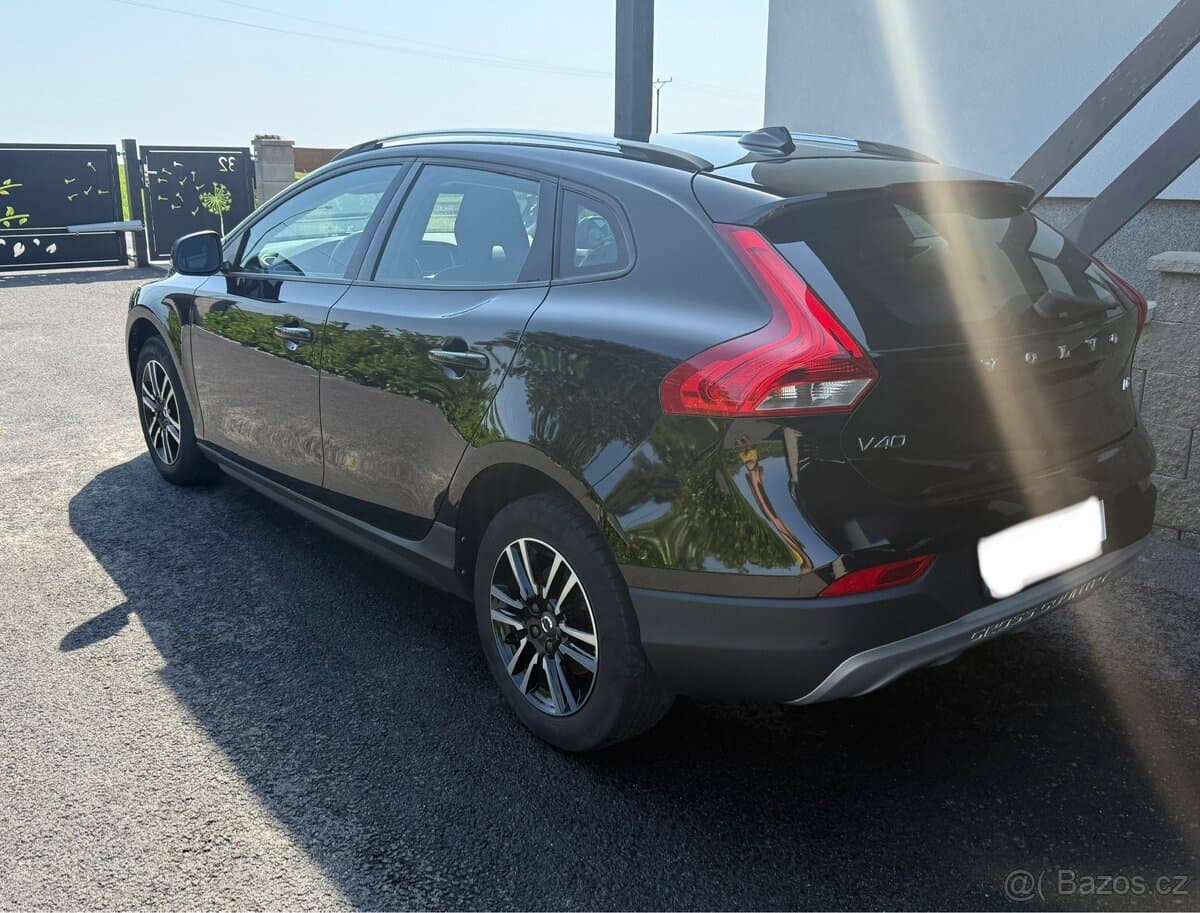2018 Volvo V40 - 4
