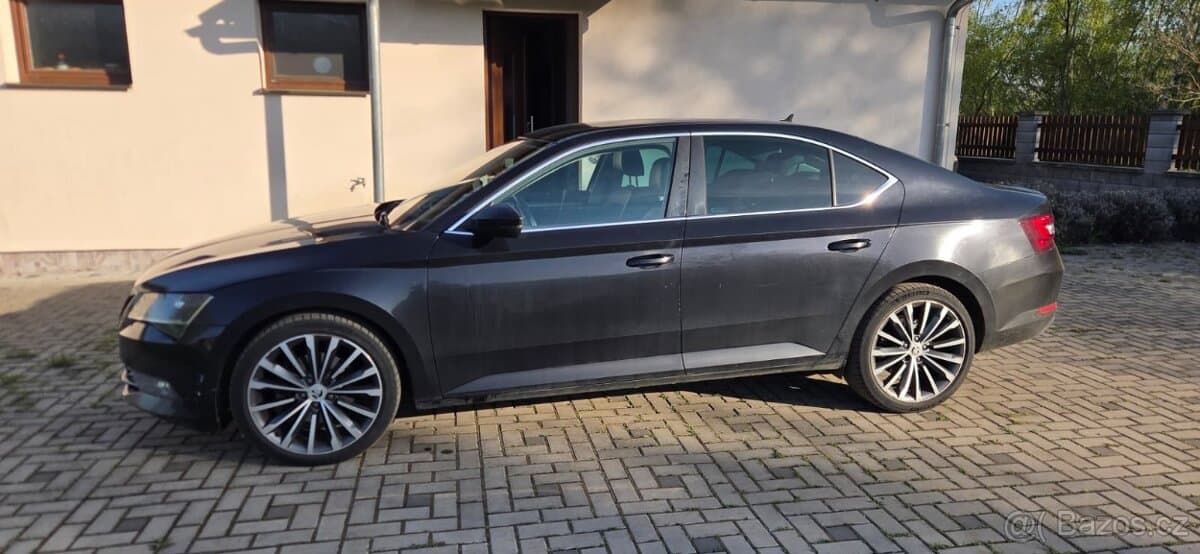 2016 Škoda SUPERB - 4