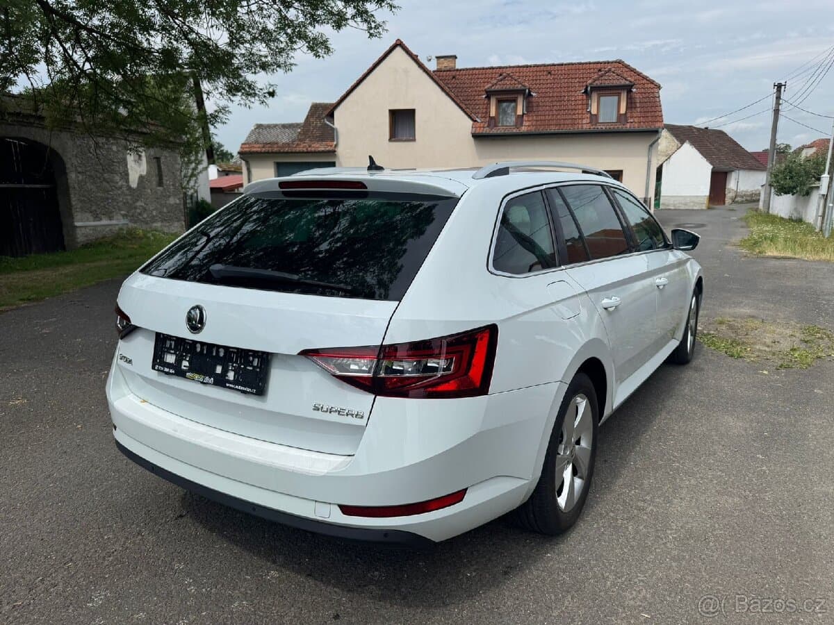 2016 Škoda SUPERB - 4