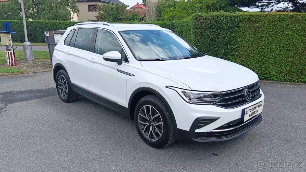 2023 Volkswagen TIGUAN - 4