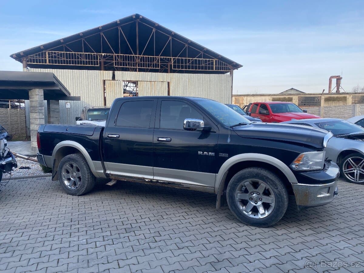 Dodge RAM - 4