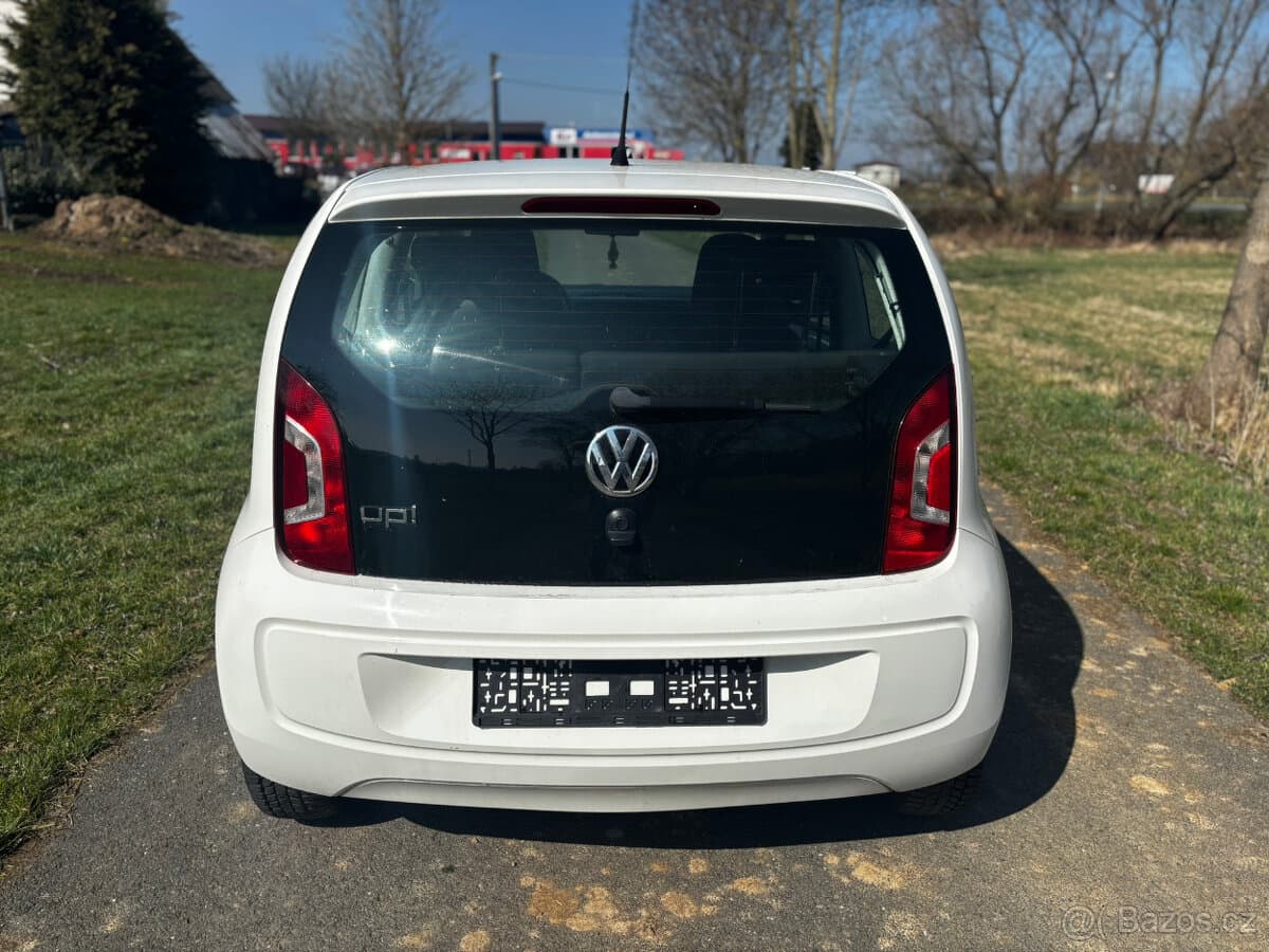 2016 Volkswagen UP! - 4